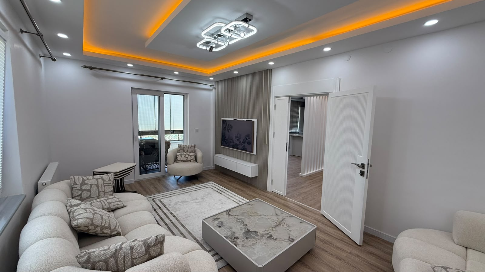 MABEL'DEN KAVAKYOLU'NDA ULTRA LÜKS İÇ DİZAYNLI 2+1 SATILIK DAİRE